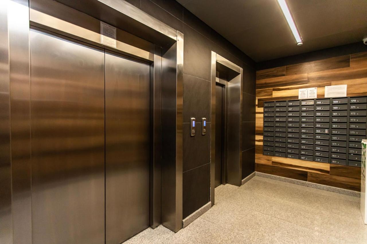 צ'יסינאו Sky House Premium Apartment In City Center מראה חיצוני תמונה